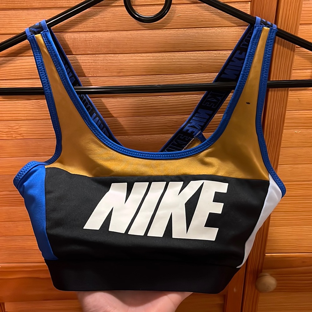 Nike sports bra